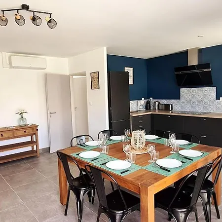 La Couzinette 3km Du Parc Puy Du Fou