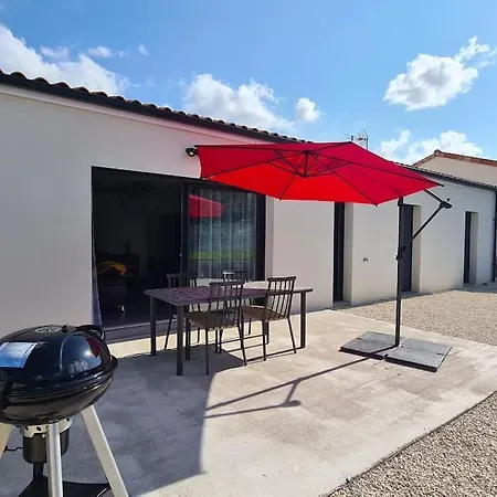 La Couzinette 3km Du Parc Puy Du Fou Les Épesses