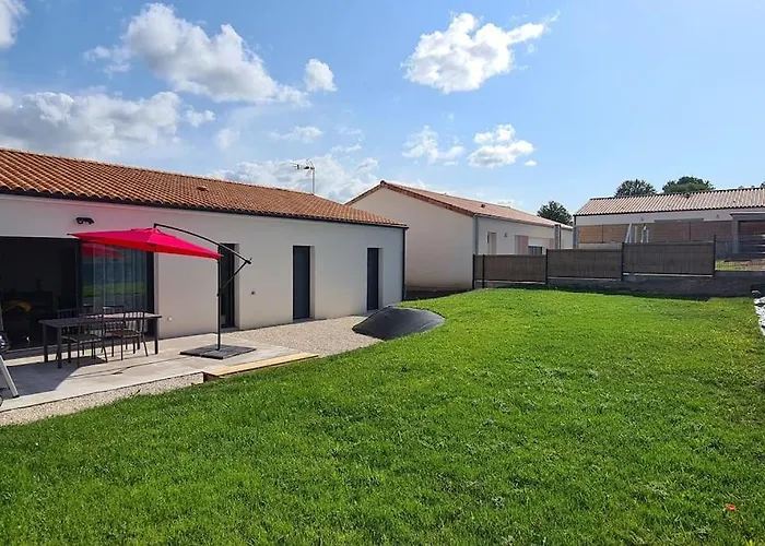 펜션 La Couzinette 3km Du Parc Puy Du Fou *